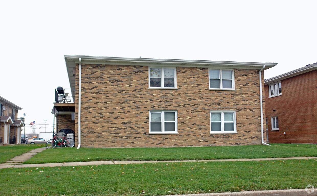 Building Photo - 7724 S Harlem Ave