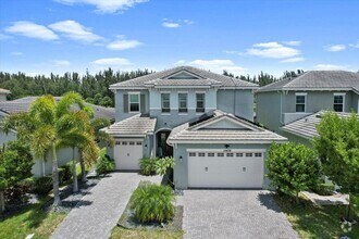 Building Photo - 15406 Goldfinch Cir