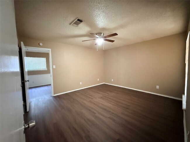 Building Photo - 1225 Cordell St