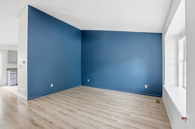 Foto del edificio - 3304 W 127th Ave