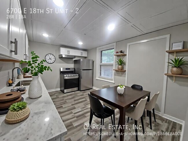 Foto del edificio - 6700 E 18th St