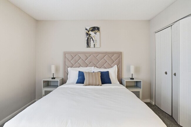 Foto del edificio - 3372 Fairway Oaks Dr