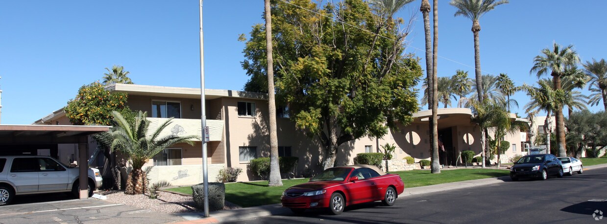 Building Photo - Scottsdale Palms