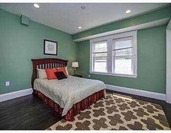 Foto del edificio - 4448 Washington St
