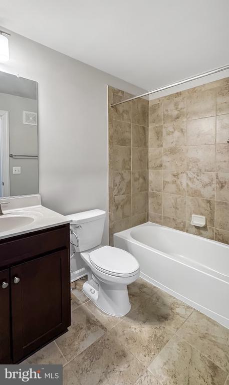 Building Photo - 9637 Block St