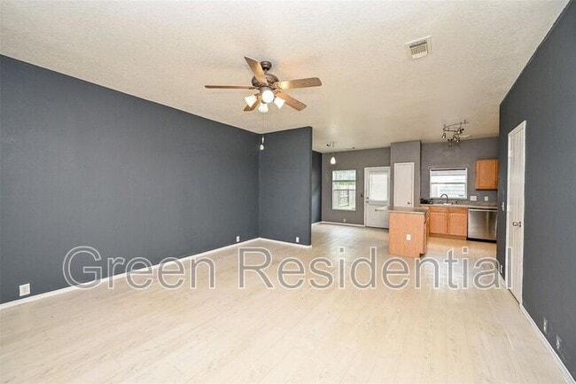 Building Photo - 23850 Pebworth Pl