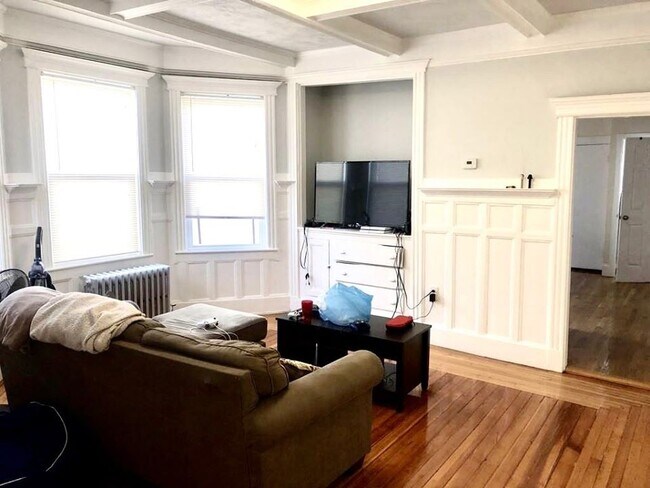 Foto del edificio - 114 Thornton St