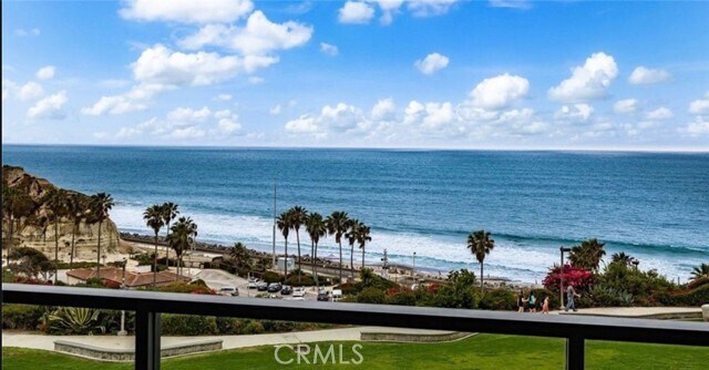 Foto del edificio - 250 Avenida Lobeiro