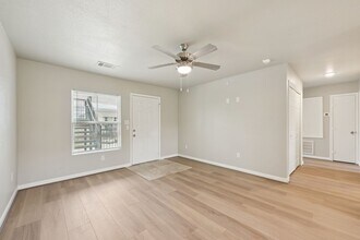 Building Photo - 254 Plez Morgan