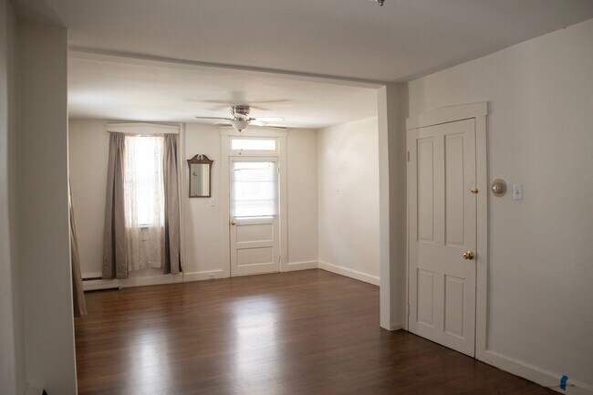 Foto del edificio - 1366 Lititz Rd