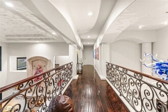 Building Photo - 2057 Troon Dr