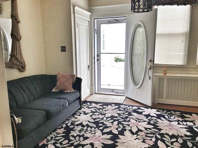 Foto del edificio - 104 S Wissahickon Ave