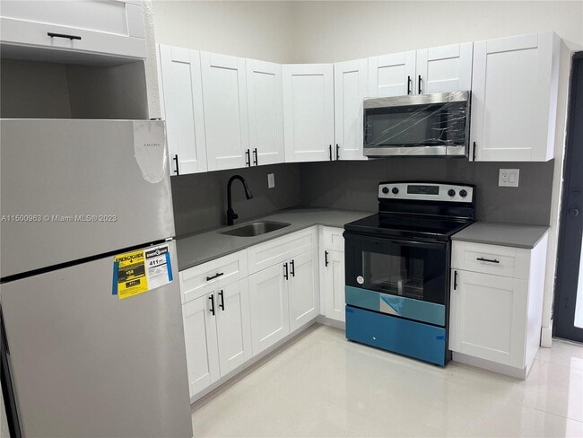 Foto del edificio - 1800 NW 18th Terrace