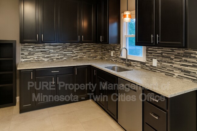 Foto del edificio - 1797 Montreal Ave