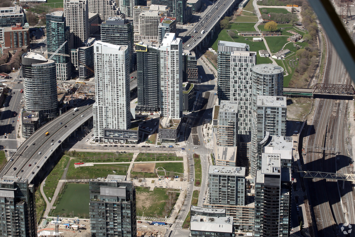 Photo du bâtiment - Parade Condo II