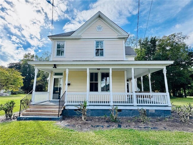 Building Photo - 907 Caldwell St