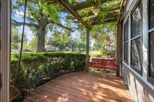 Foto del edificio - 6701 Wildwood Way