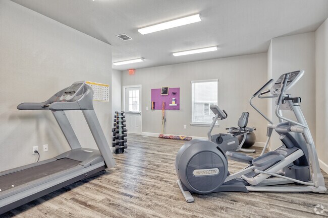 Gimnasio - Gatesville Trails