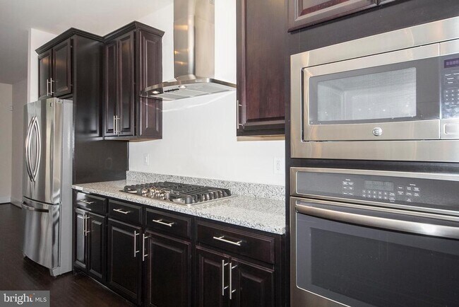 Foto del edificio - 2912 Middleham Ct