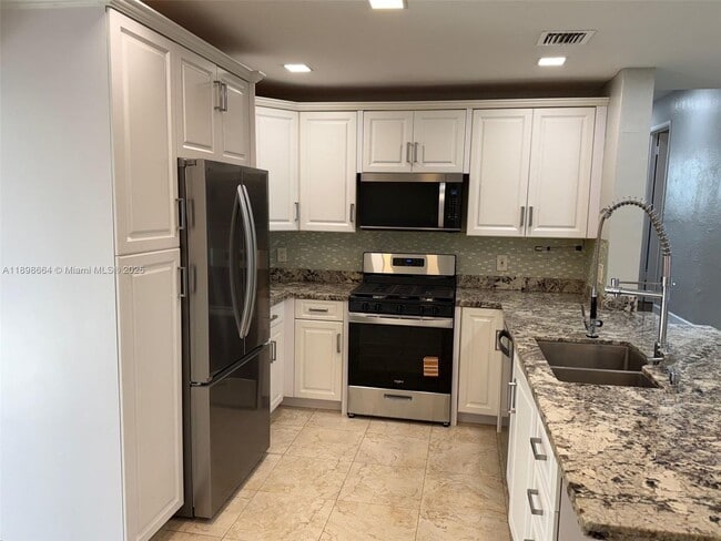 Building Photo - 1498 SW 47th Terrace