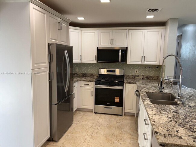 Foto del edificio - 1498 SW 47th Terrace