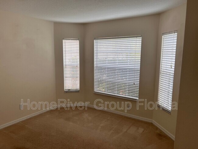 Building Photo - 2515 Butterfly Landing Dr
