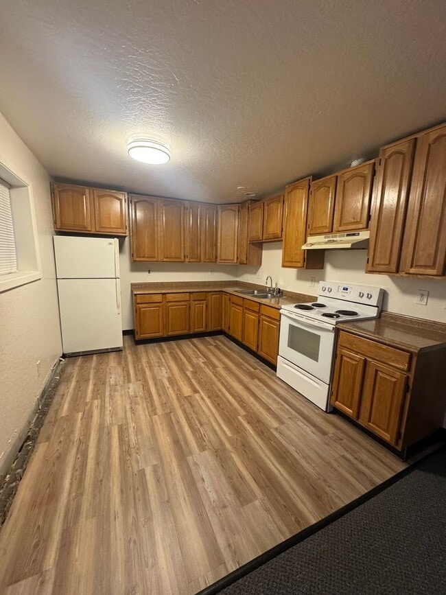 Photo - 401 N Mumford St Apartment