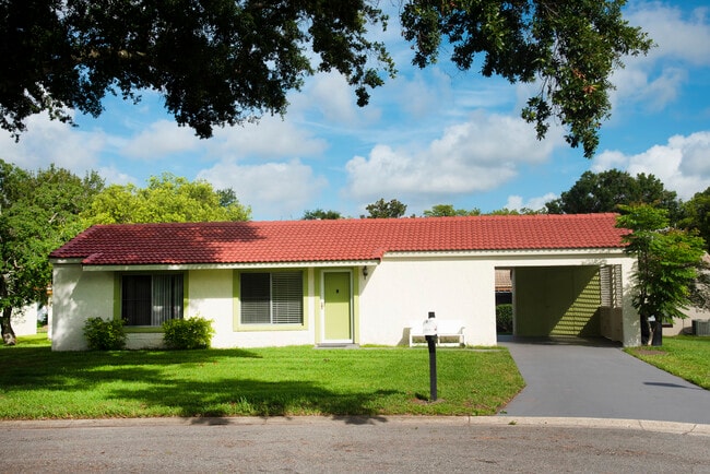 Building Photo - 10116 Fairtree Ln