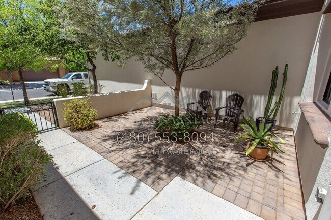 Foto del edificio - 4700 S Fulton Ranch Blvd