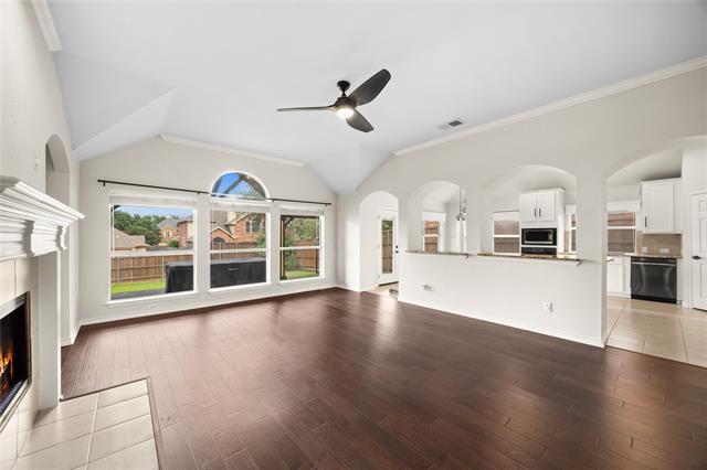 Foto del edificio - 5906 Independence Ct