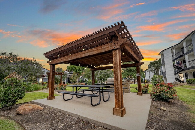 Building Photo - The Place