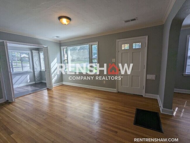 Foto del edificio - Historic Longview Heights Neighborhood of ...