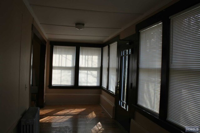 Building Photo - 394 Ringwood Ave