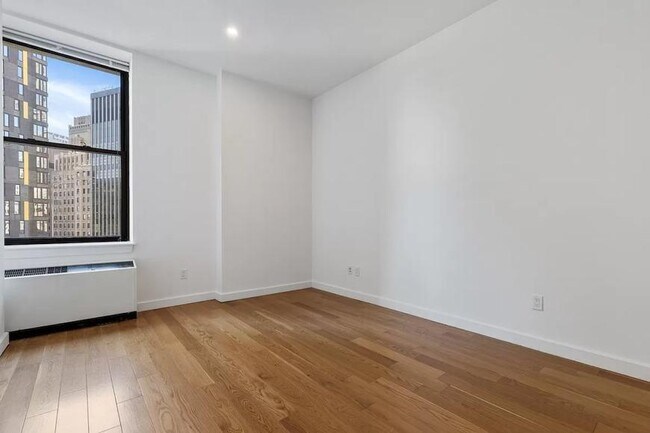 Foto del edificio - 4 bedroom in New York NY 10005