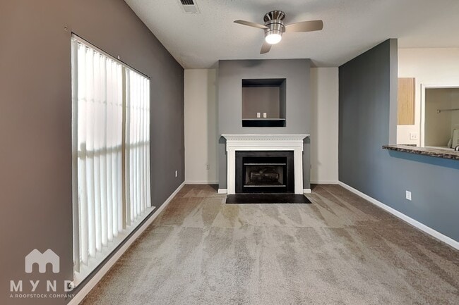 Building Photo - 6325 Mallard View Ln