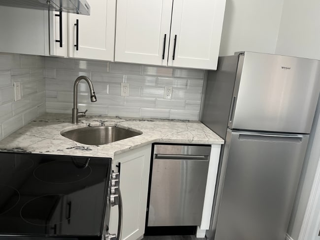 Photo - 106 S 42nd St Apartment