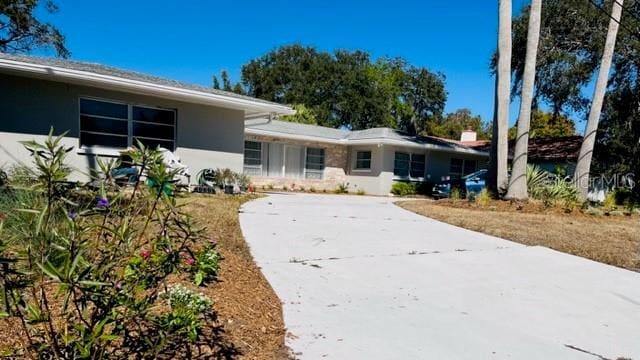 Building Photo - 2516 Tanglewood Dr
