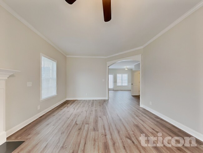 Building Photo - 6939 Prairie Grove Dr
