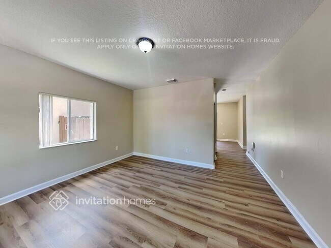 Foto del edificio - 13524 SW 124th Avenue Rd