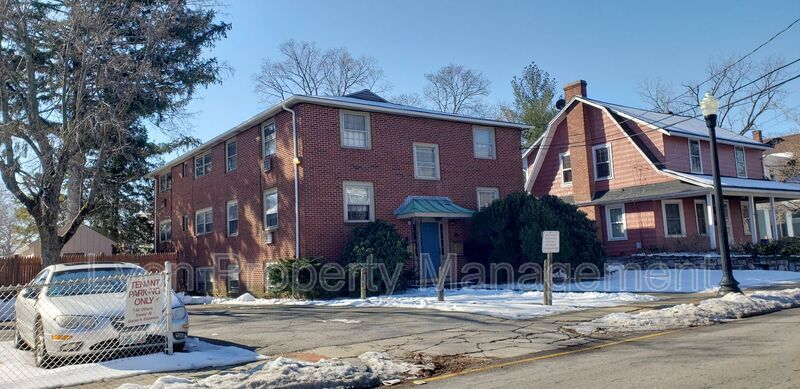 Primary Photo - 75 Spring St