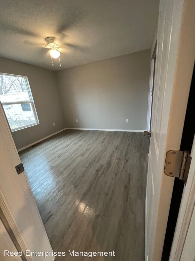 3 br, 2 bath House 2221 N Fay Ave House Rental in Springfield, MO