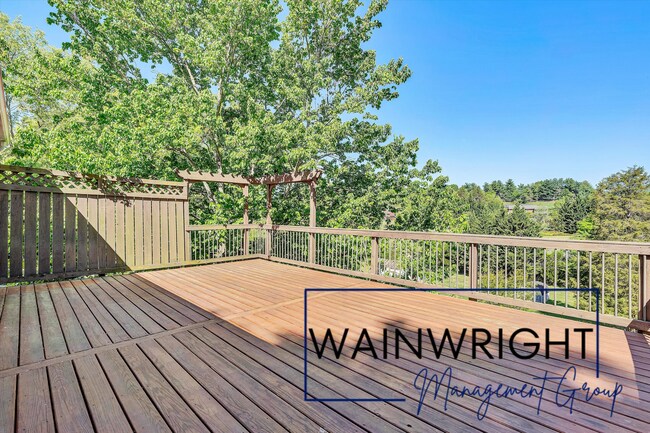 Foto del edificio - Charming Ranch Convenient Location
