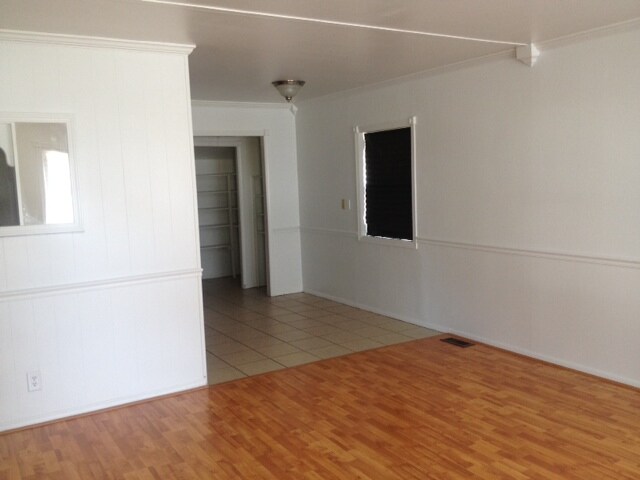 Building Photo - 3301 Winton Ave