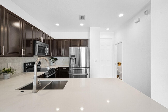 Foto del edificio - 1427 NW 34th Way