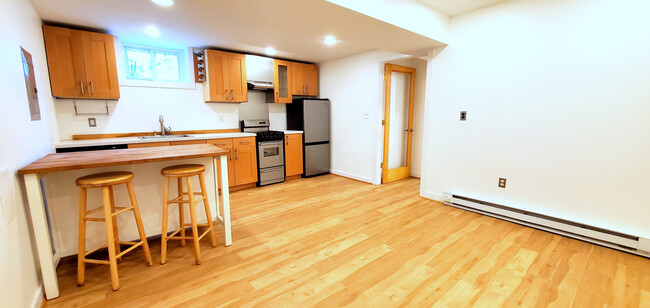 Foto del edificio - 715 14th St SE