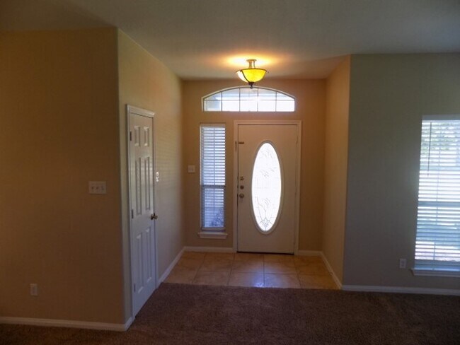 Building Photo - 13541 Lake Breeze Ln