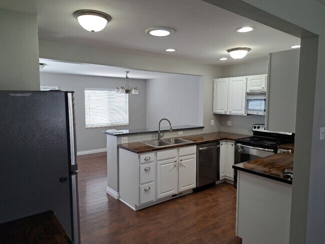 Foto del edificio - 2859 Hill Ave