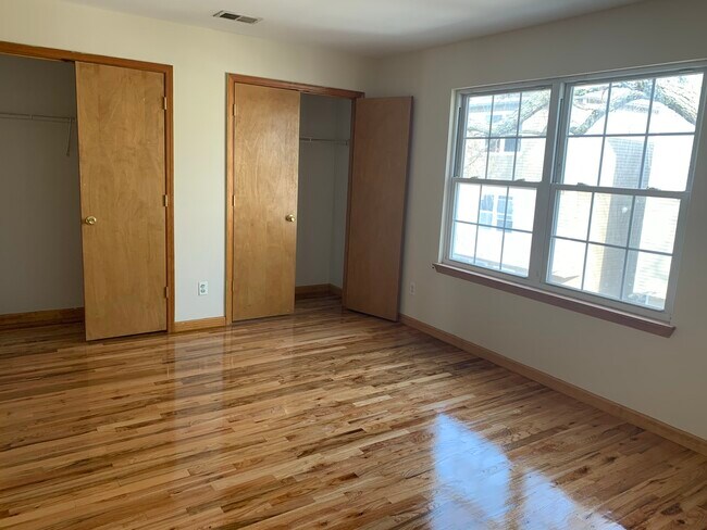 Foto del edificio - 555 Livingston St