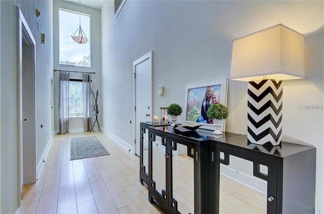 Foto del edificio - 3315 W Harbor View Ave