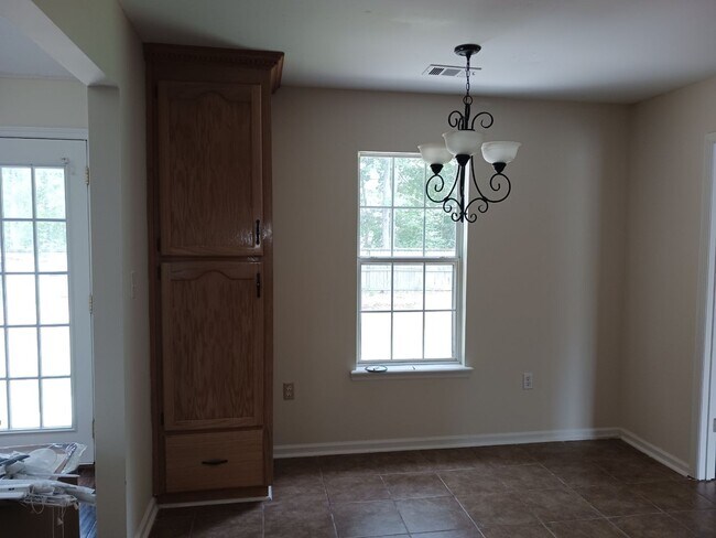 Foto del edificio - Charming 3BD/1BA Home Just Off Hwy 96!
